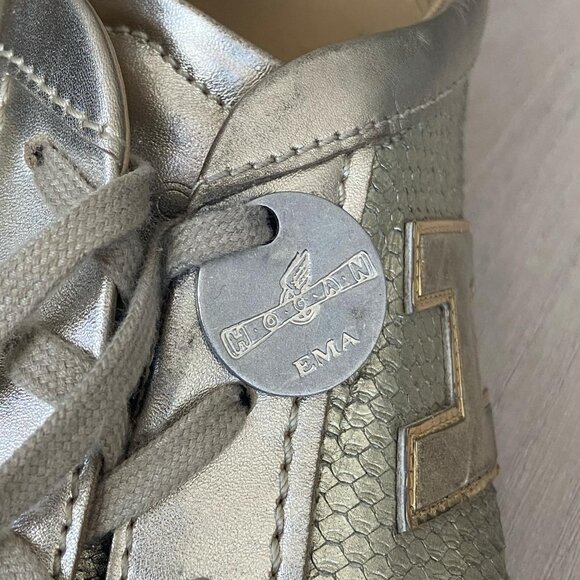 Authentic Hogan Gold Sneakers – Timeless Style - Picture 2 of 5